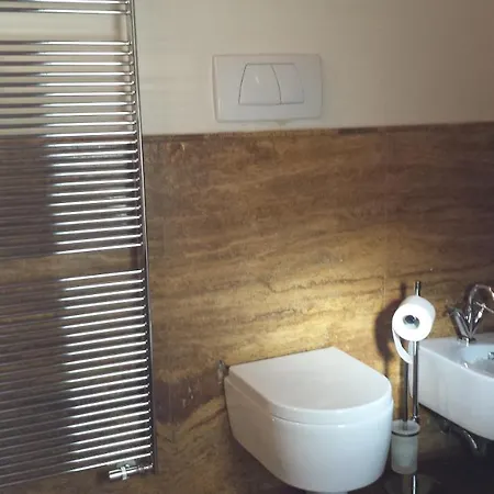 Palazzo Regau Bed and Breakfast 4*