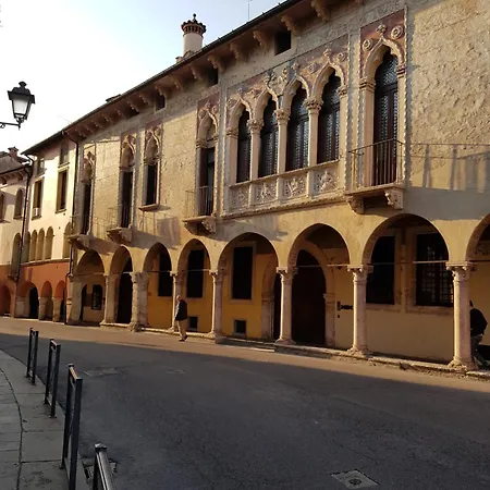 Palazzo Regau Bed & Breakfast